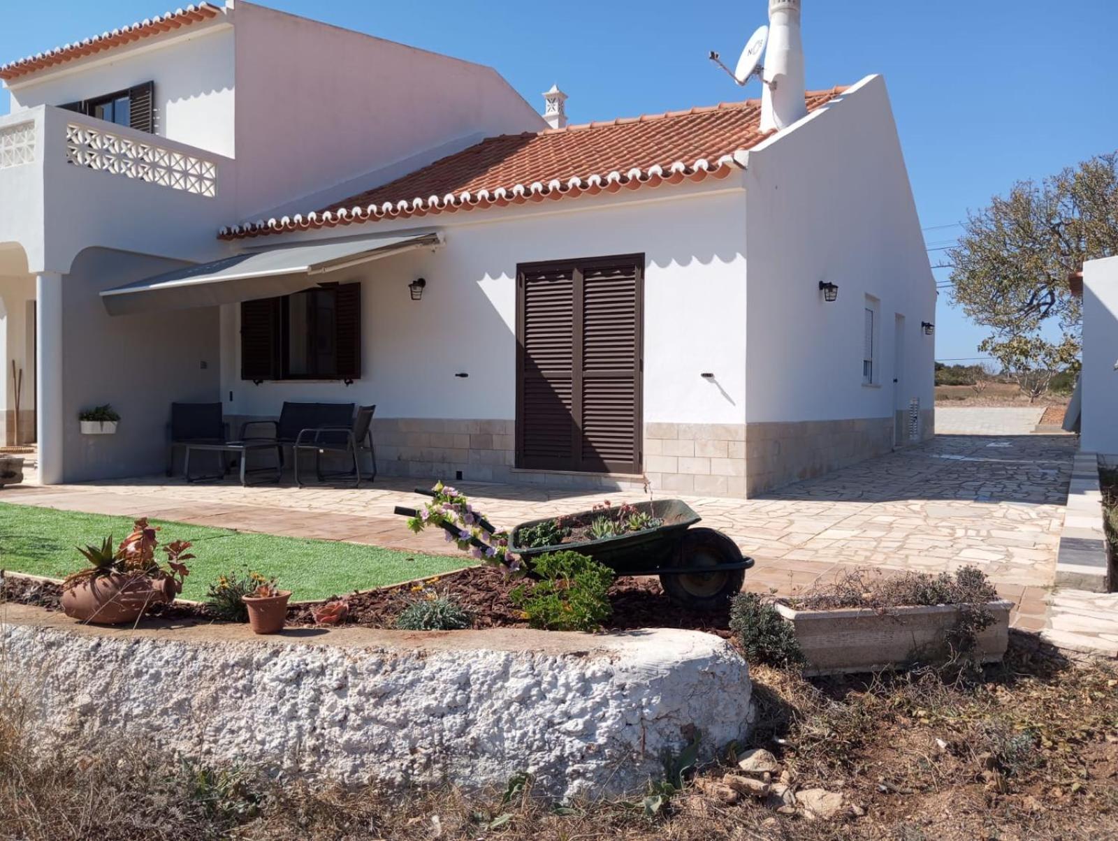 Casa Raios De Sol Villa บูร์เกา ภายนอก รูปภาพ